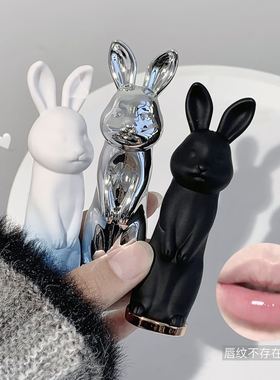 YPYP顽兔系列呵护保湿润唇膏保湿滋润淡化唇纹防干裂学生变色唇膏