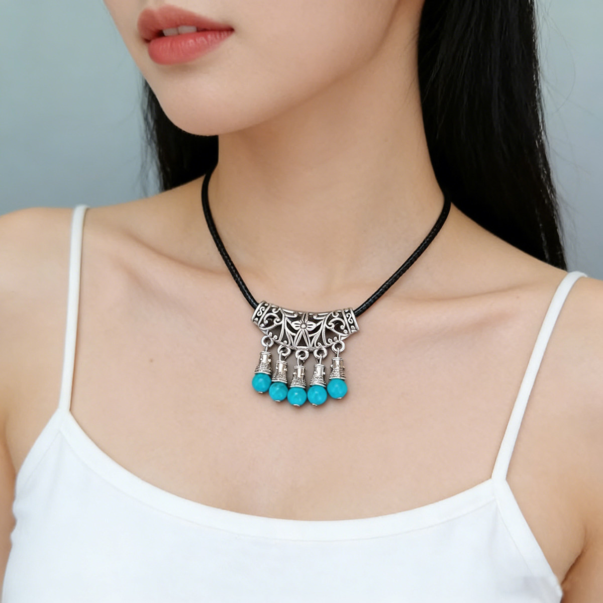 新款云南民族风短款项链复古藏银红蓝黑色吊坠古风特色饰品小礼品