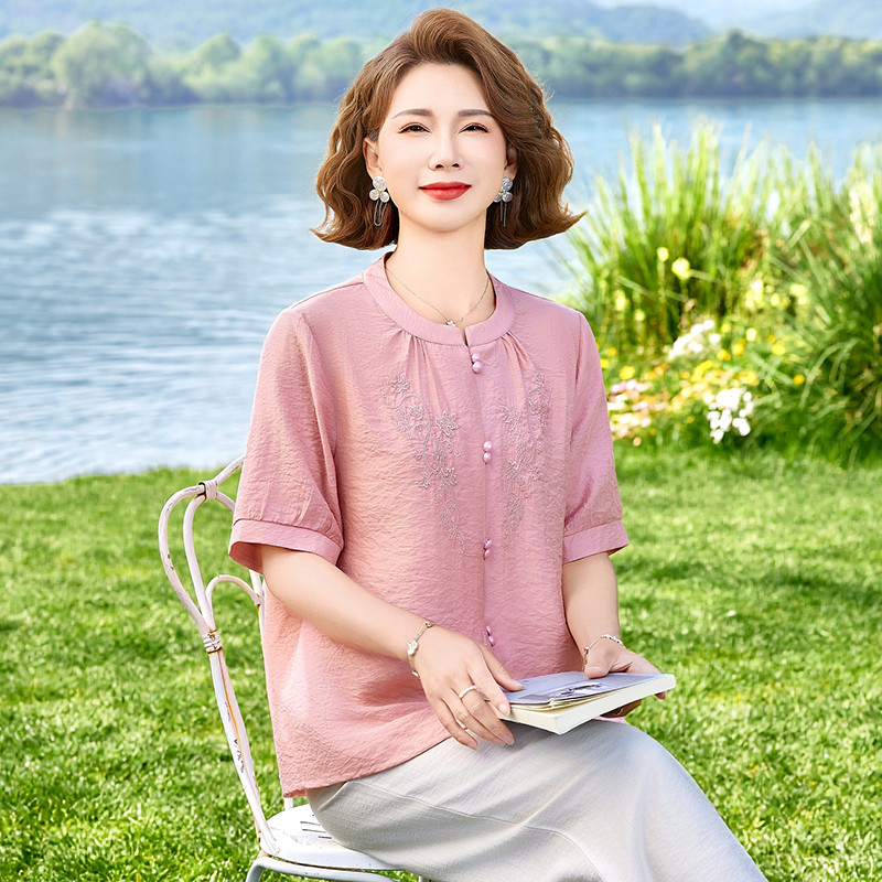 妈妈夏装短袖刺绣开衫中老年女装夏季洋气单排扣上衣爱生活爱自己