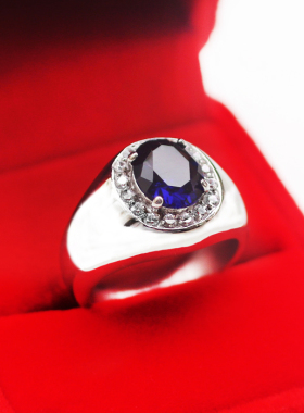 戒指钛钢不掉色时尚男女镶嵌宝石