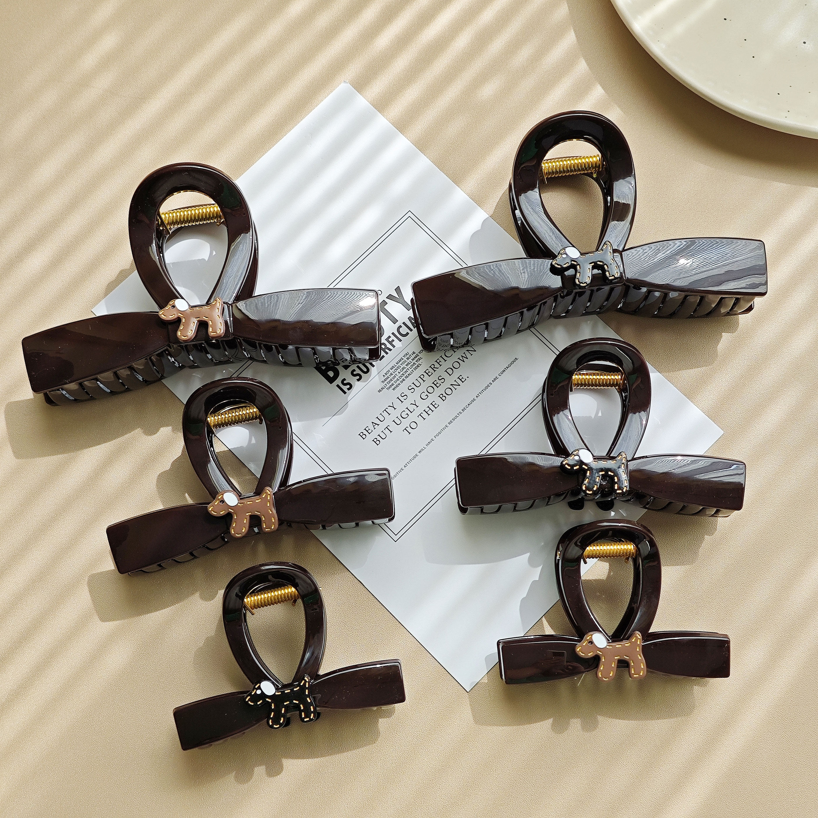 法式复古小狗抓夹女高级感2025新款后脑勺鲨鱼夹子高马尾发夹发饰,饰品/流行首饰/时尚饰品新,发饰,淘宝优惠券,粉丝福利购,淘宝优惠卷