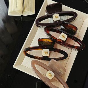 高级感狗狗金标大号抓夹百搭后脑勺半扎盘发女鲨鱼夹2025新款发夹