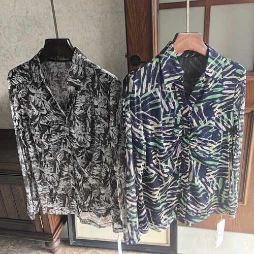 春款真丝桑蚕丝网眼前三后二女士印花翻领长袖衬衫2522