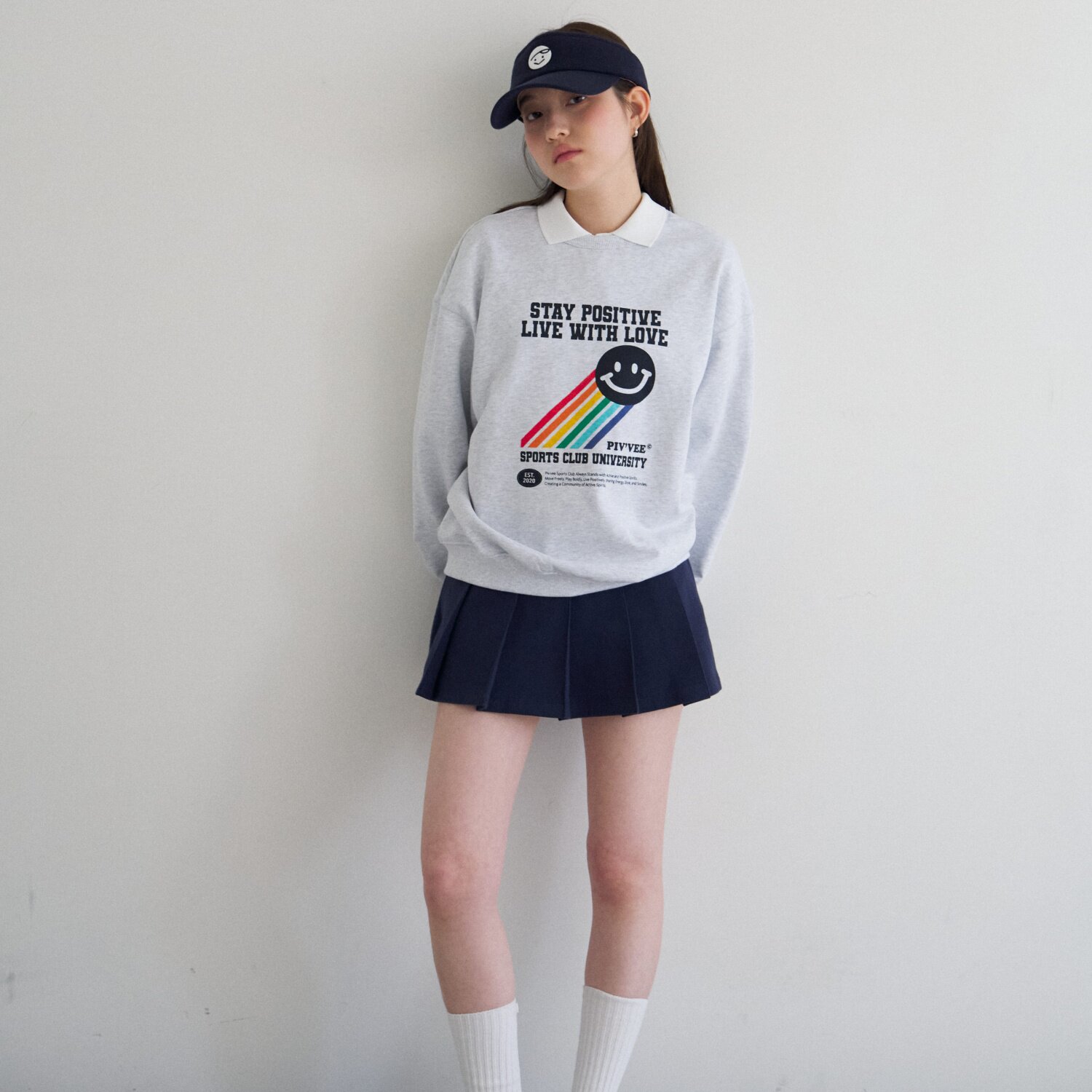 韩国代购Pivvee高尔夫球服26年女士春夏笑脸印花宽松休闲圆领卫衣