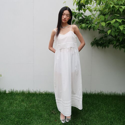 韩国代购Pivvee高尔夫球服26女士春夏V领纯色休闲运动吊带连衣裙