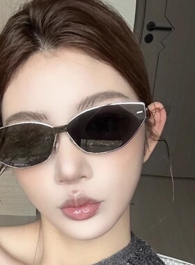 欧美新款猫眼墨镜女高级感户外出游金属太阳镜时尚显瘦遮阳太阳镜