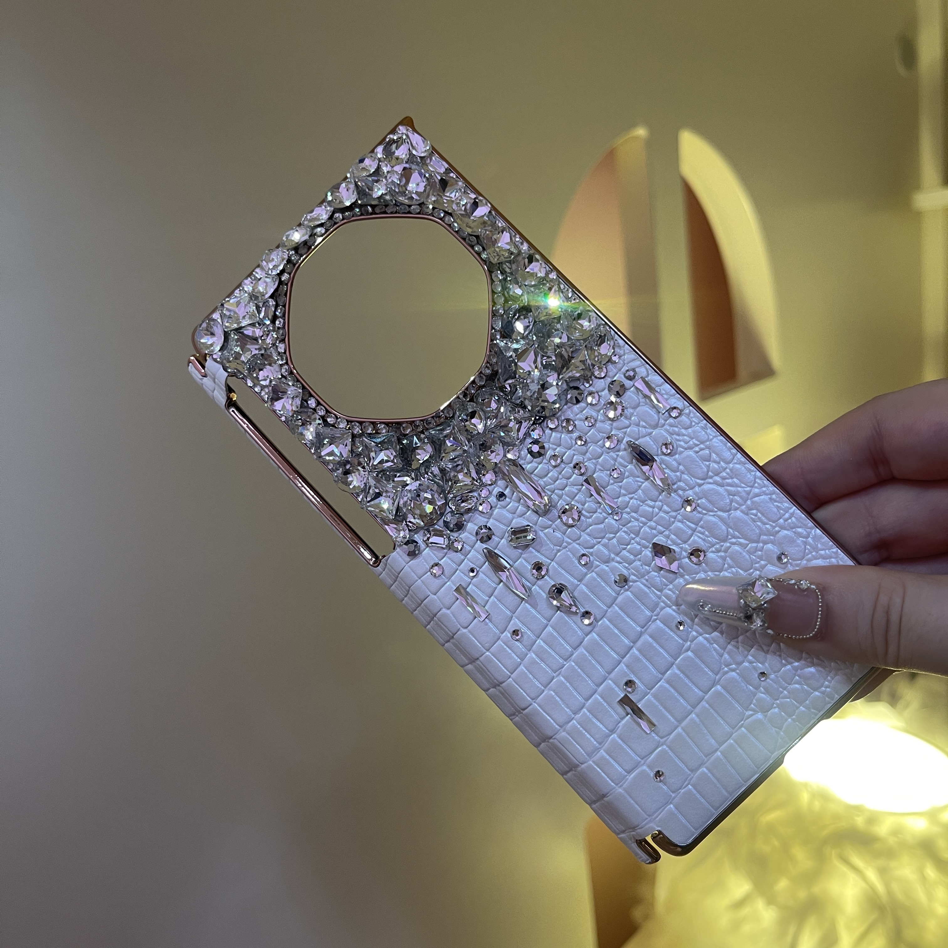 定制适用华为matexts折叠贴钻手机壳matext白色鳄鱼纹水钻皮套女