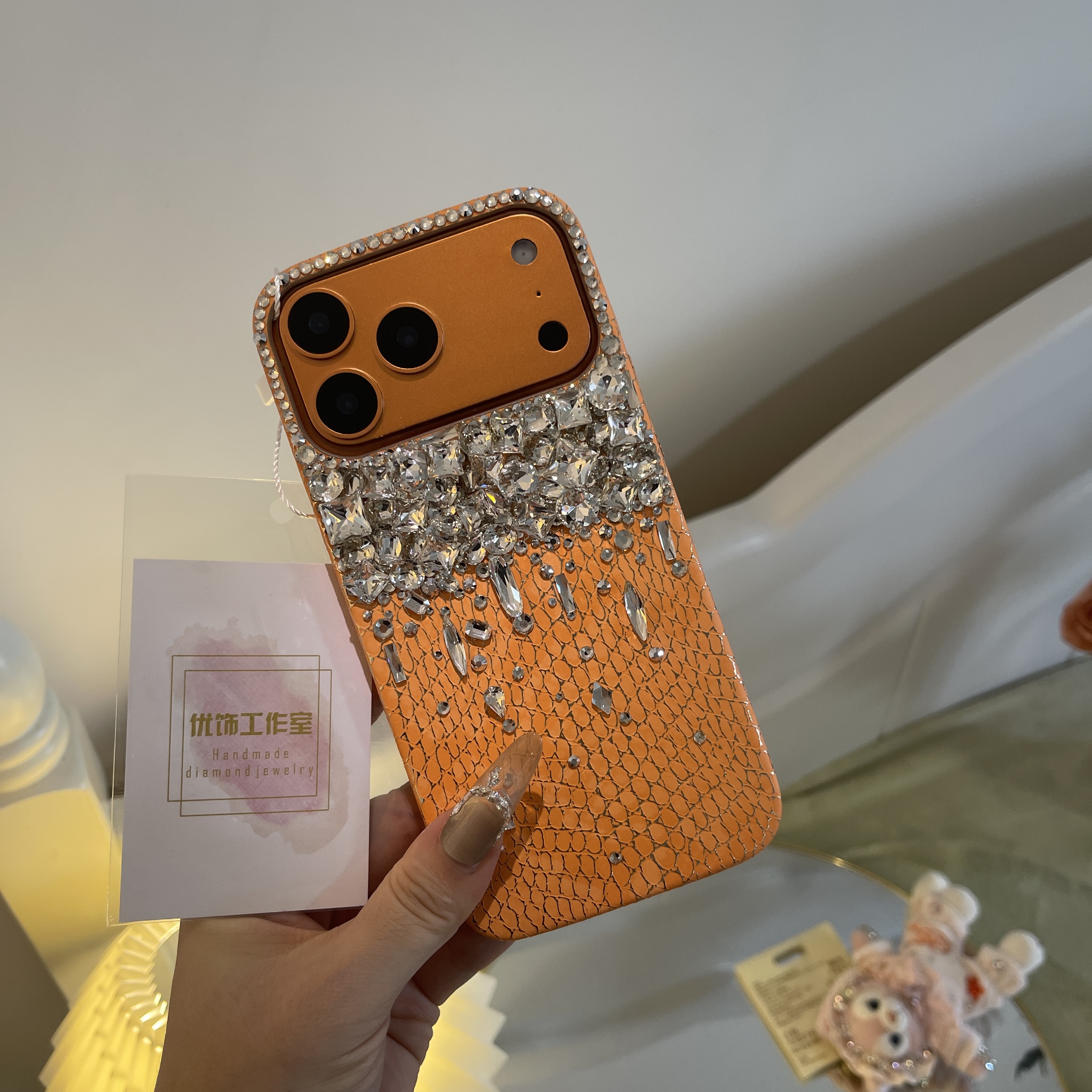 适用苹果17promax水钻手机壳16pro皮套14保护套15贴钻17air蛇皮纹