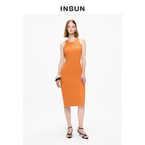 INSUN恩裳2026春季圆领时尚气质修身无袖背心连衣裙