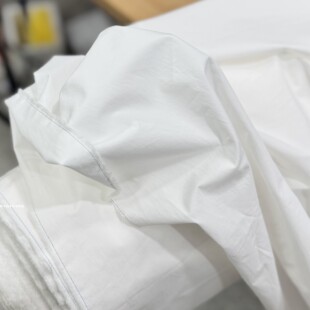 宽1.5米。品牌高支高密漂白色纸质感精梳纯棉衬衫连衣裙手工布料