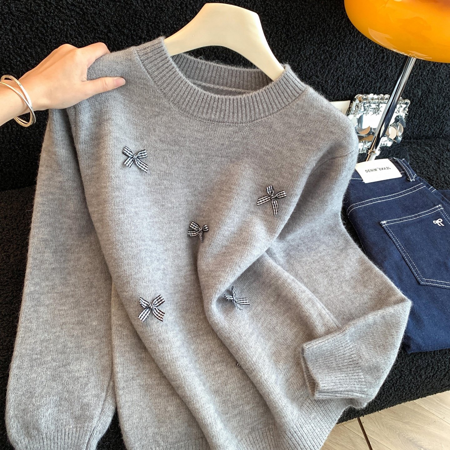 ～韩系慵懒风蝴蝶结毛衣女秋冬奶fufu软糯外穿针织衫上衣，女装针织衫/毛衣，衣嘉衣服饰