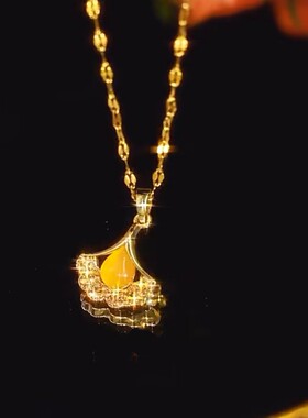 咖色猫眼石银杏叶项链女款2025新款锁骨链饰品轻奢小众感颈链