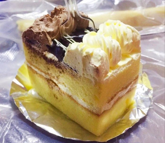 上海老大昌朗姆小方纯奶油蛋糕点心网红食品巧克力休闲零食老味道