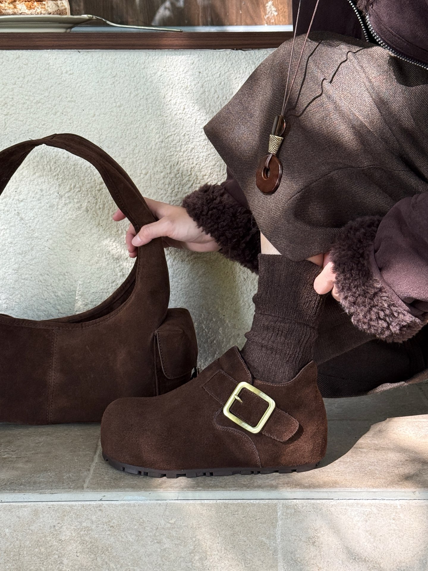 真皮厚底勃肯鞋女2025冬季新款加绒保暖防滑百搭一脚蹬两穿棉鞋女
