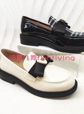KS241802卡迪娜专柜正品24春秋季低方跟蝴蝶结亮皮米白乐福女单鞋