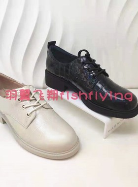 卡迪娜专柜正品2021秋新款英伦风压花系带通勤女单鞋KL11518