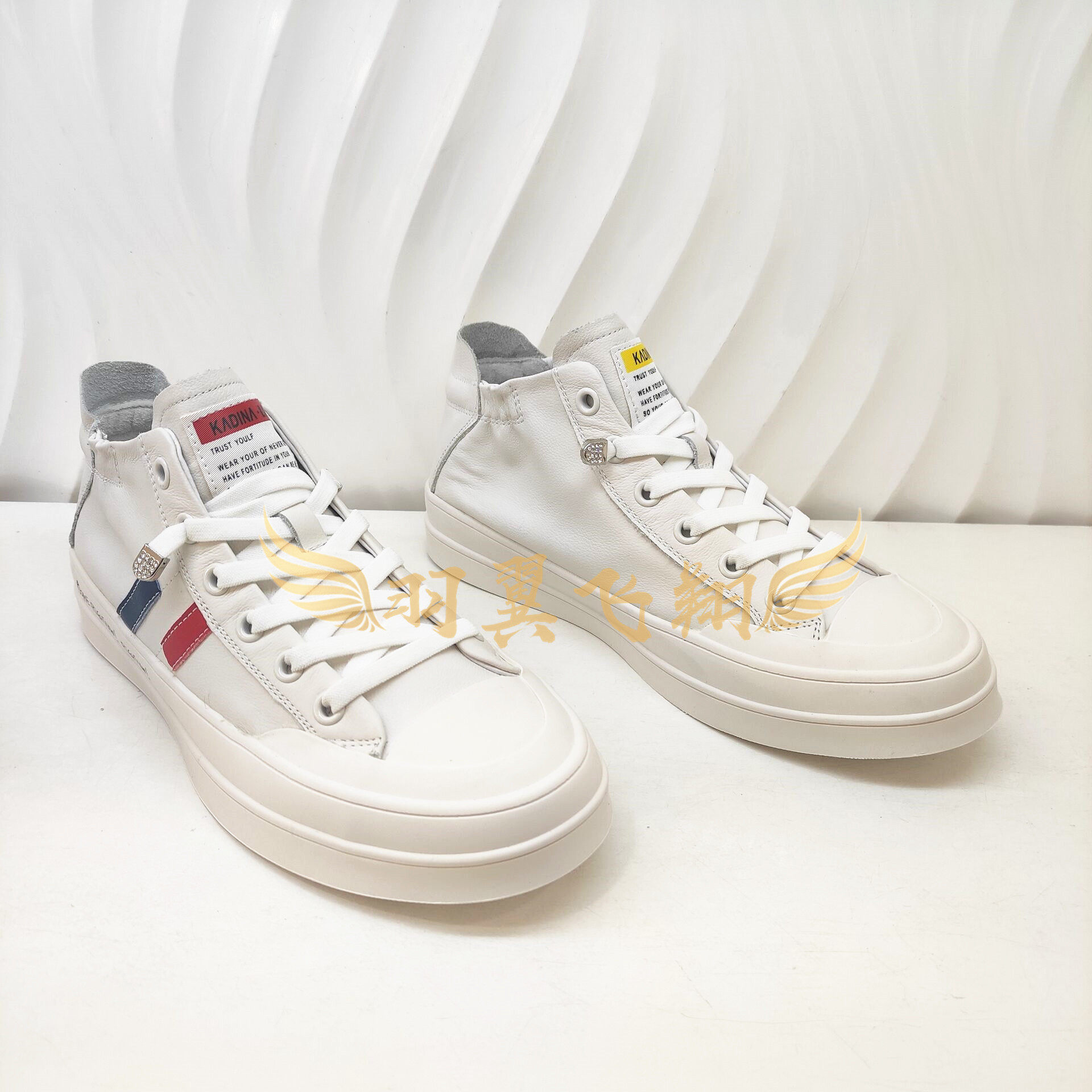 卡迪娜女鞋2021春季新款女鞋运动休闲舒适厚底平跟小白鞋klc12415