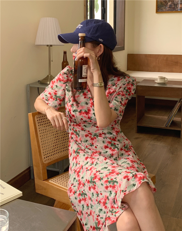 Real price ~ French sweet fairy flower skirt female V-neck waist gentle fashion dress