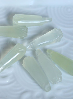 花影梦岫玉横孔玉兰花吊坠