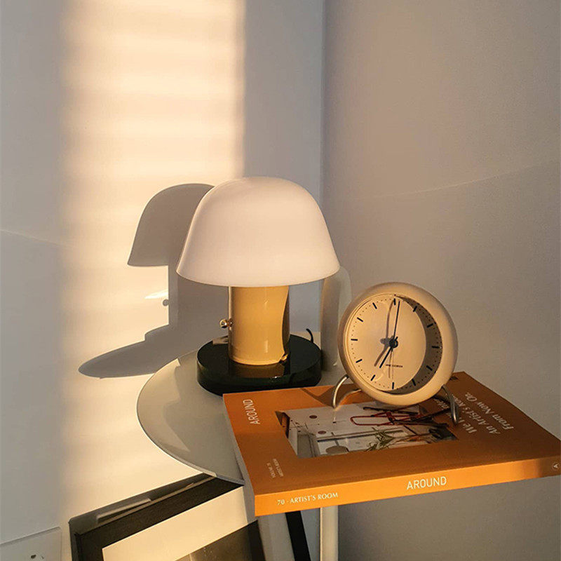 北欧丹麦蘑菇充电台灯复古氛围灯