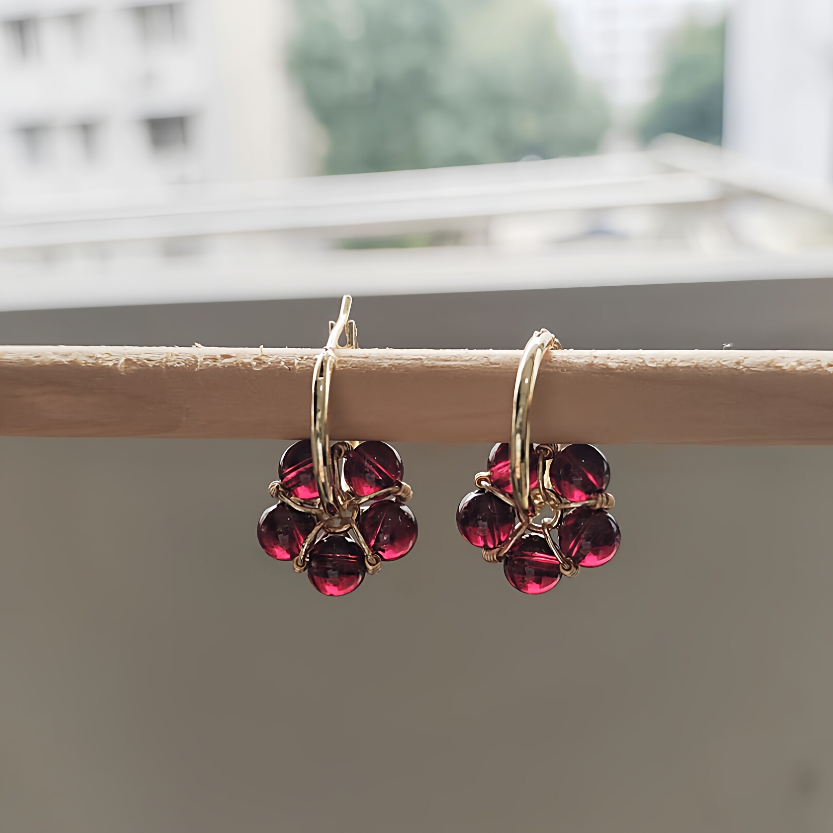 天然酒红色石榴石五瓣花耳环耳饰品耳圈耳扣一级品原创高级感轻奢