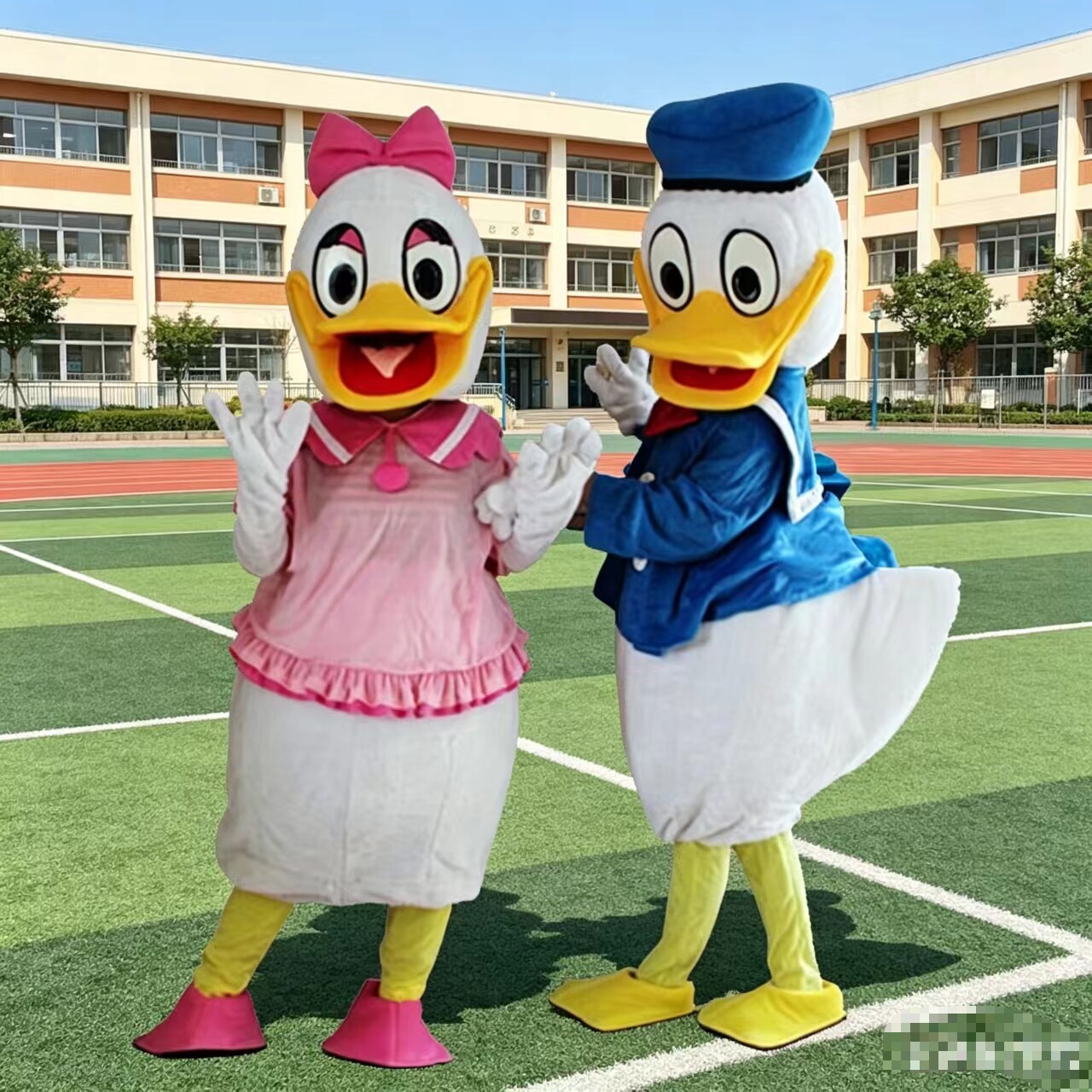 人偶出租唐老鸭迪士尼黛西米奇米妮图片