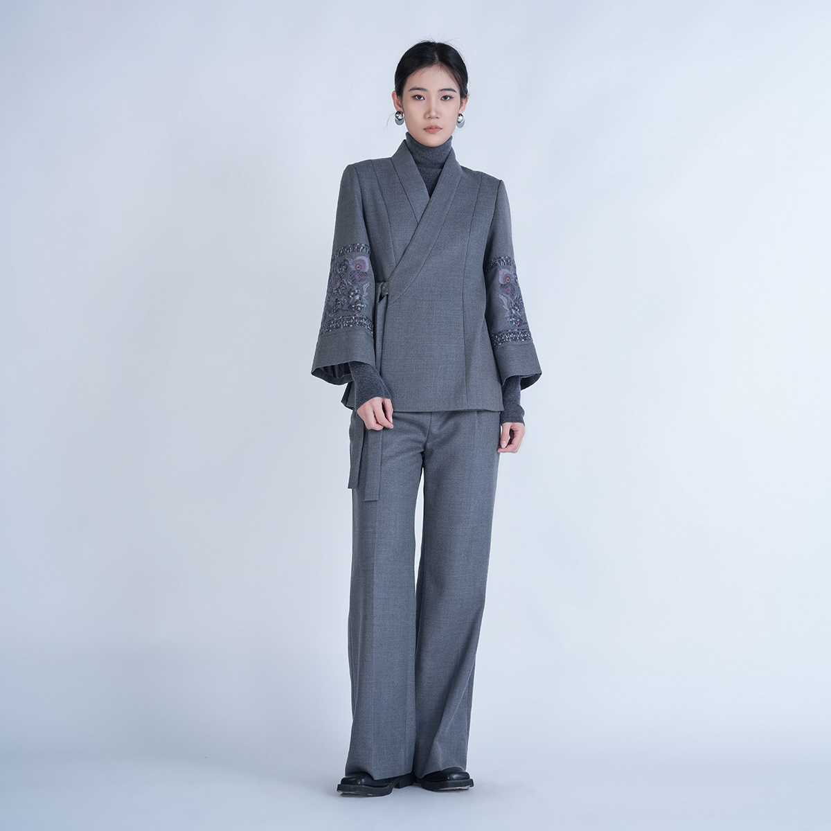 百搭休闲套装时尚上衣浒城古娘