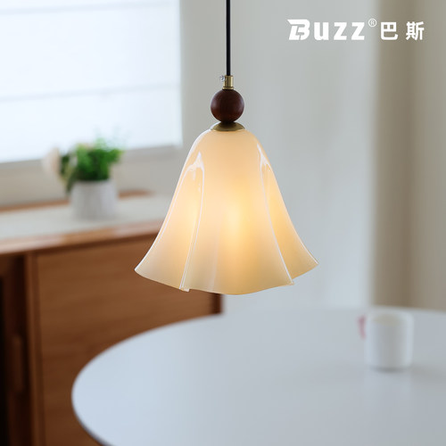 中古奶油风卧室床头玻璃小吊灯