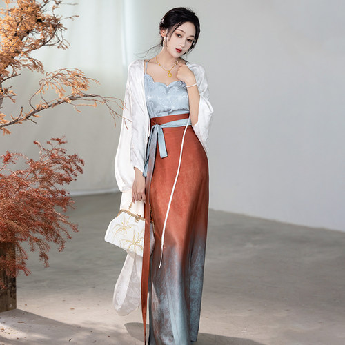 拟梦改良汉服新中式渐变釉里红