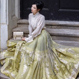 拟梦咏槐花国风原创妆花马面裙上班穿浅绿色通勤日常汉服七对褶春