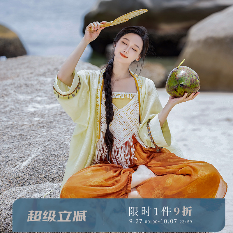 拟梦改良汉服汉元素灯笼裤套装