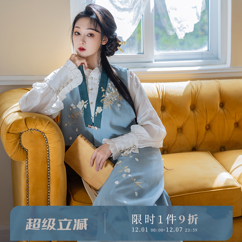 拟梦通勤常日常汉服刺绣马甲旋裙