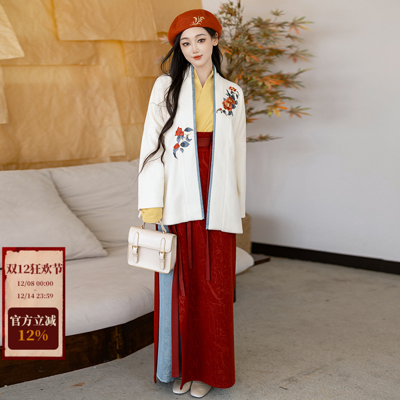 拟梦秋冬日常汉服汉元素红色