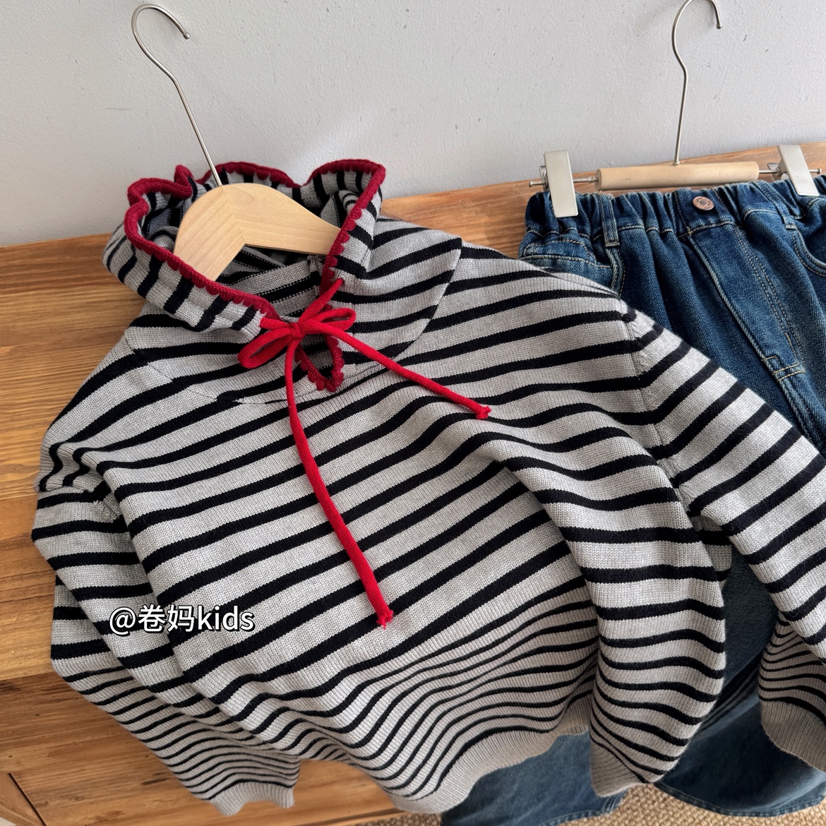 卷妈童品25冬季中大童条纹毛衣连帽细针织衫上衣软糯套头打底衫潮