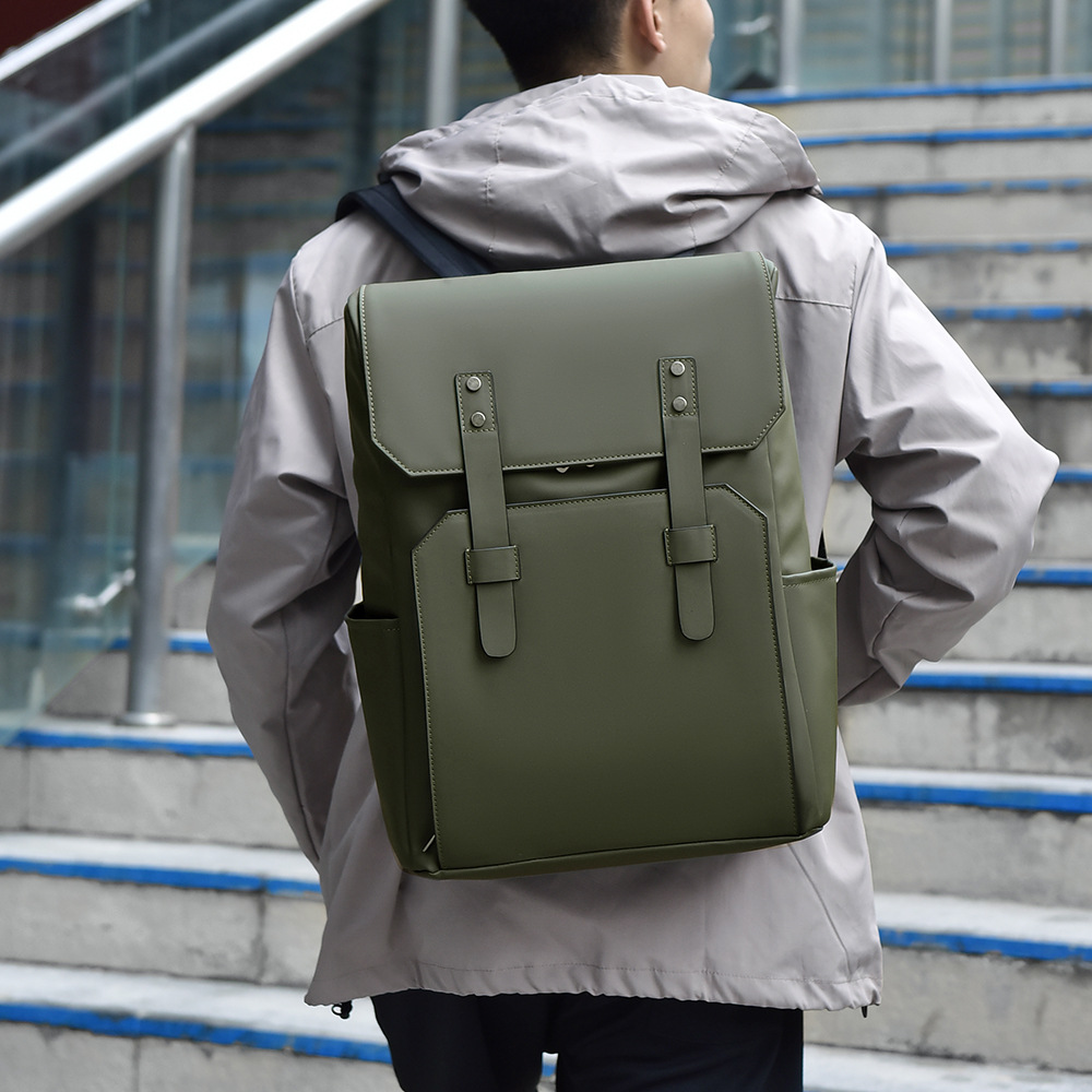 2025新款男士时尚双肩包商务电脑包休闲大容量旅行背包大学生书包