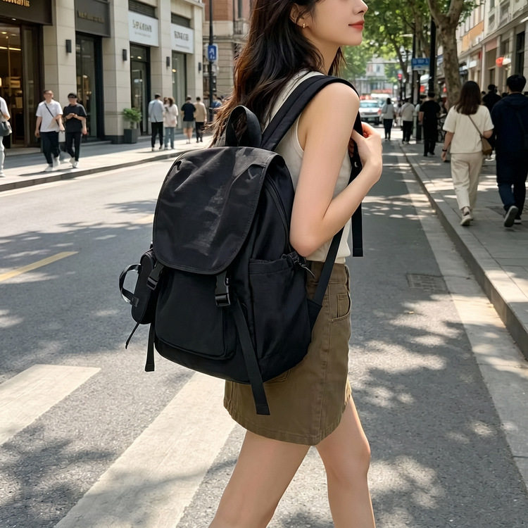 双肩包女包新款大容量防水尼龙背