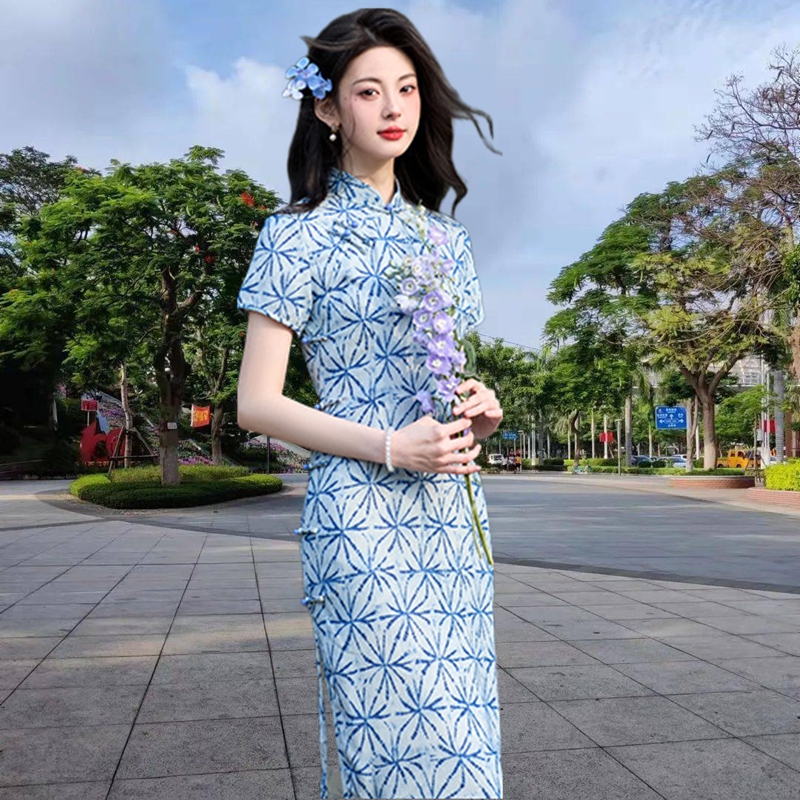 丝麻旗袍新中式国风年轻款小个子显高格纹素雅修身女2025新款苏州