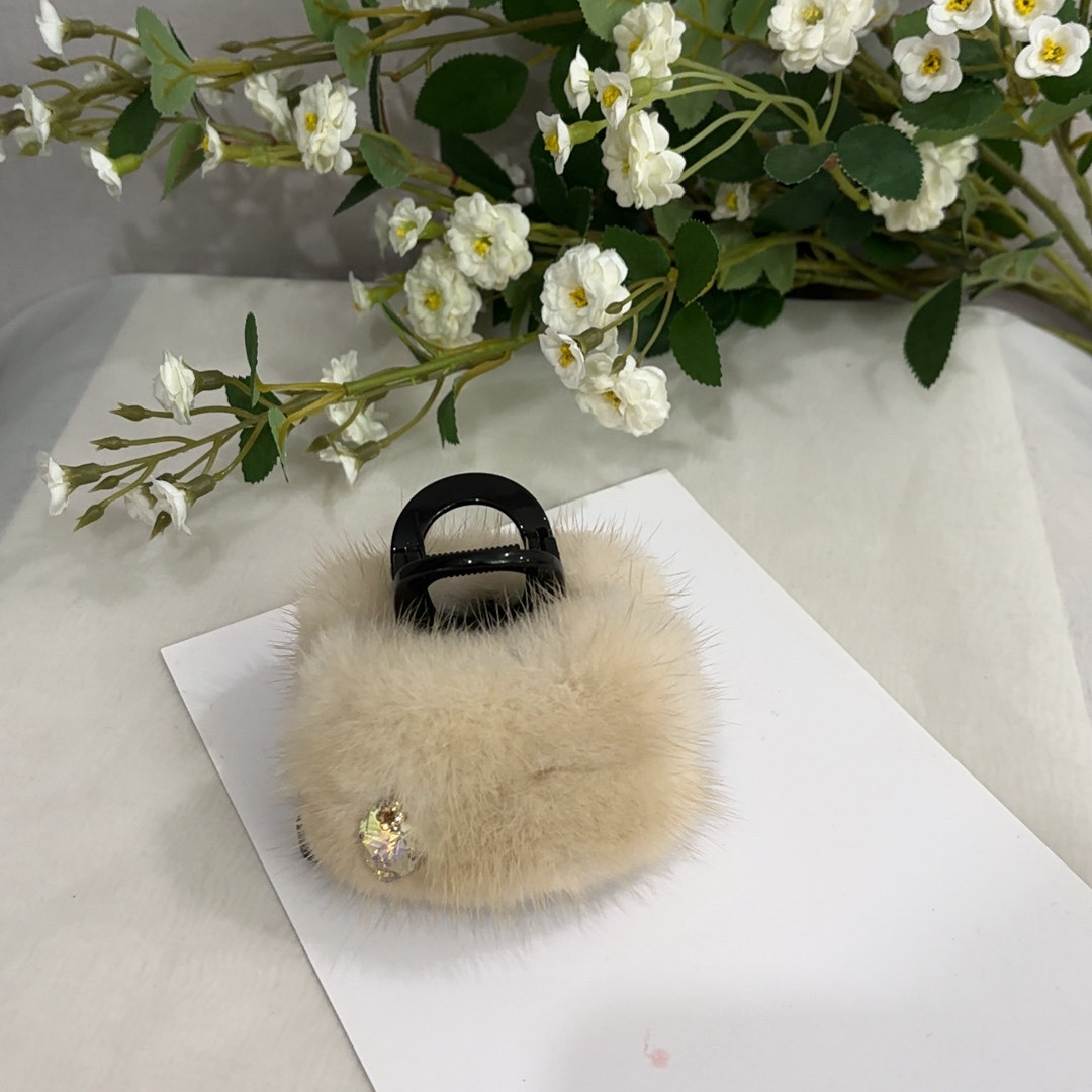 韩国东大门新款水貂毛抓夹 盘发夹女网红百搭 施家水晶发抓头饰,饰品/流行首饰/时尚饰品新,发饰,淘宝优惠券,粉丝福利购,淘宝优惠卷