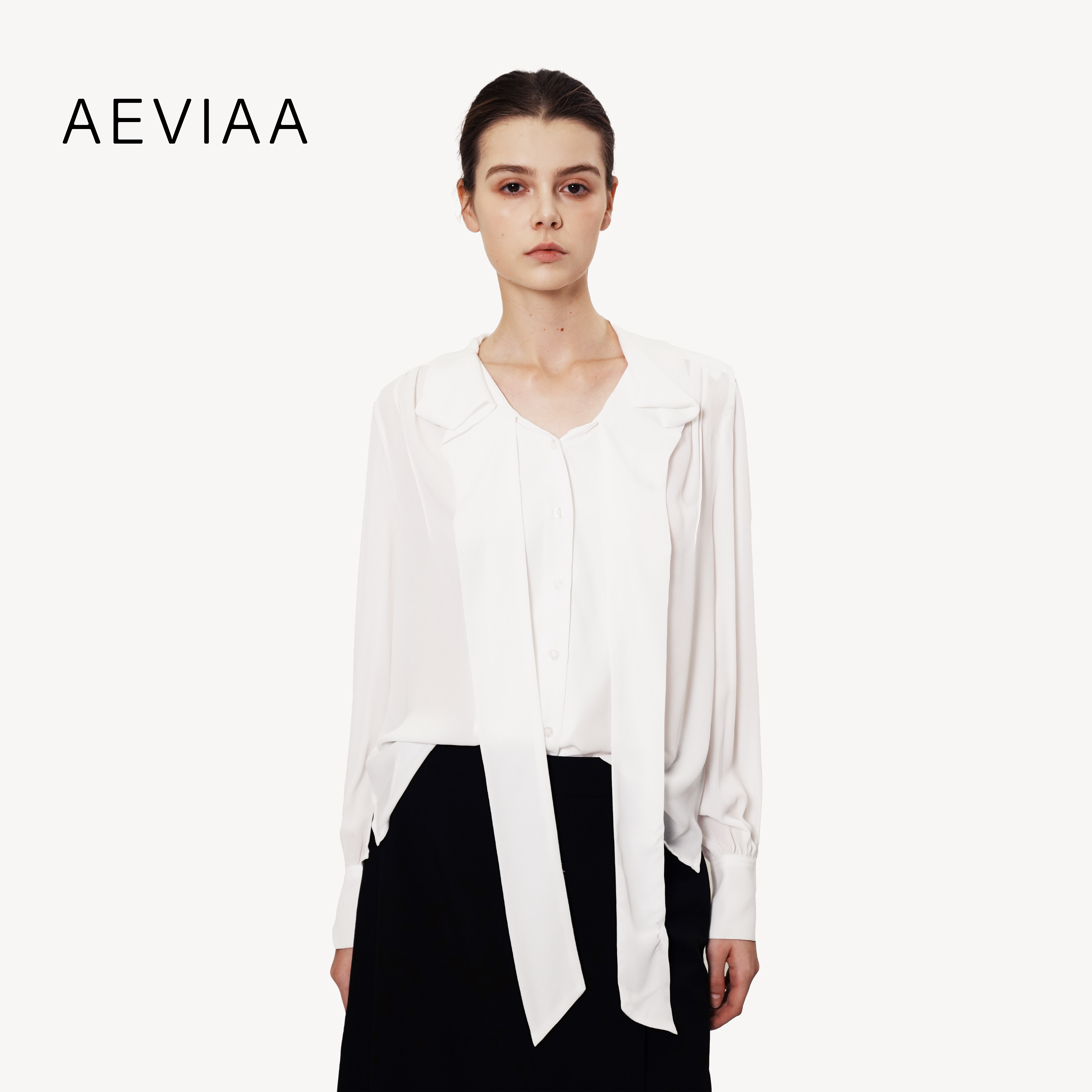 AEVIAA女士白色围巾领休闲衬衫