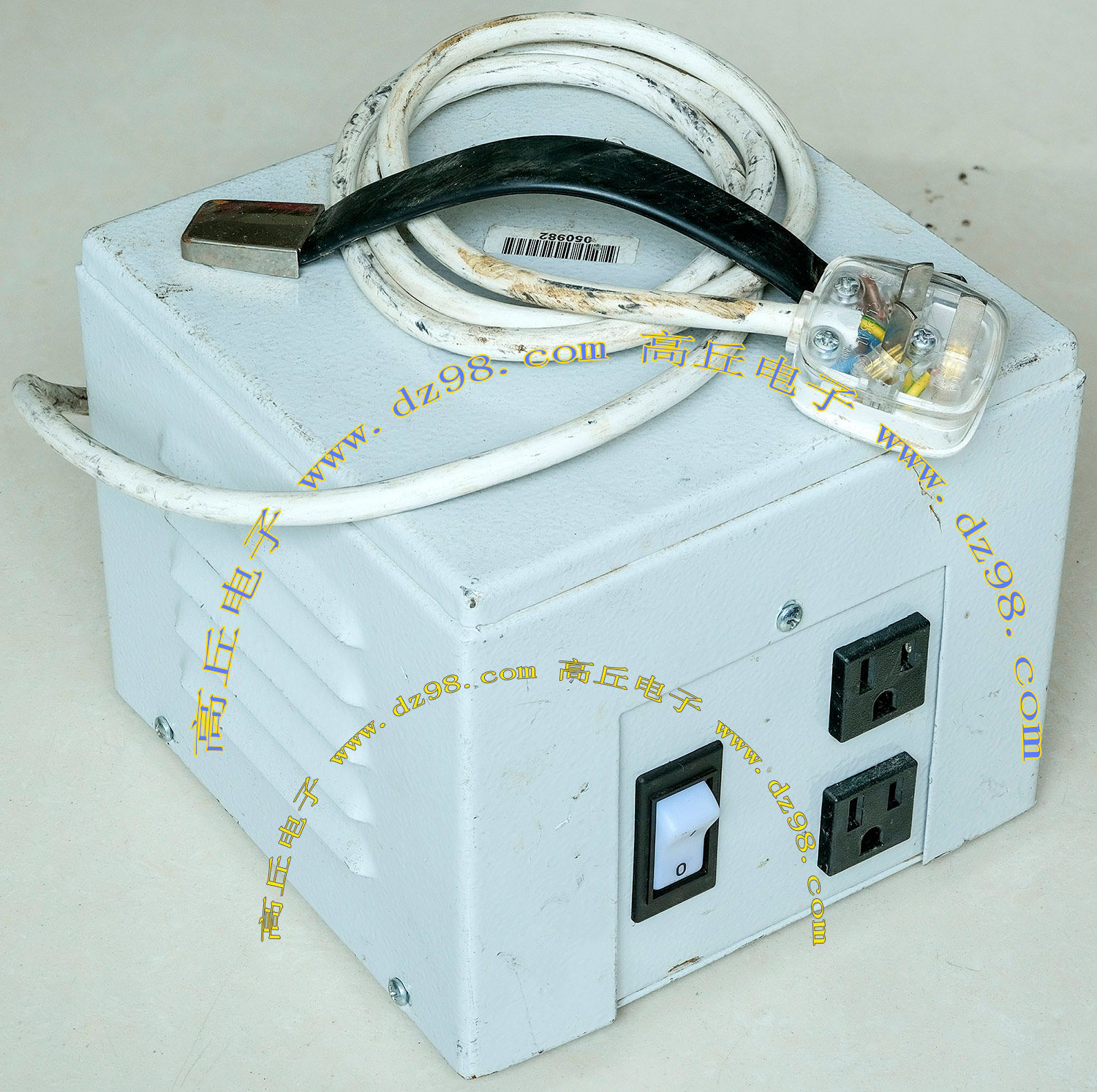 进口二手 230V转115V 1.6KVA 自耦电源变压器 220V转110V