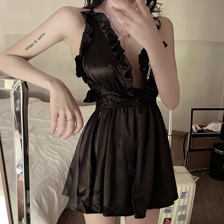 木耳边深V领挂脖系绳露背情趣内衣连衣裙裤