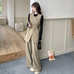 2026早春新款韩系轻熟风显瘦收腰马甲套装女宽松高腰阔腿裤两件套