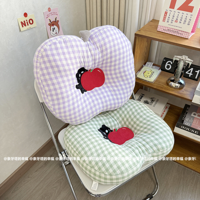 可爱苹果方形抱枕椅垫办公沙发