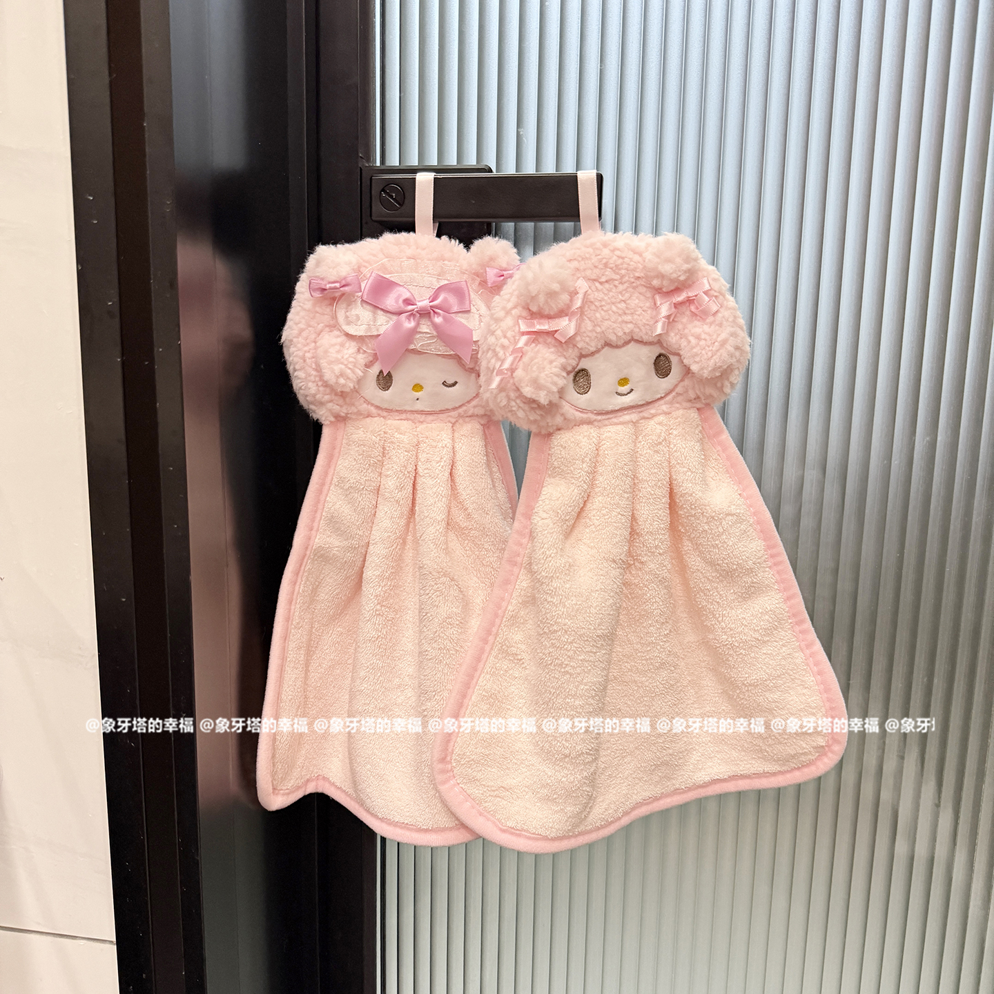 可爱卡通俏皮小羊珊瑚绒擦手巾