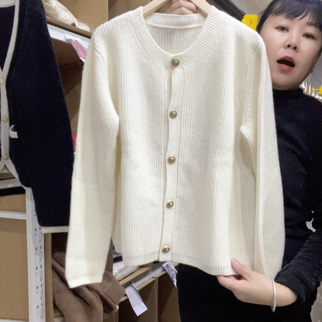 特价处理羊绒开衫