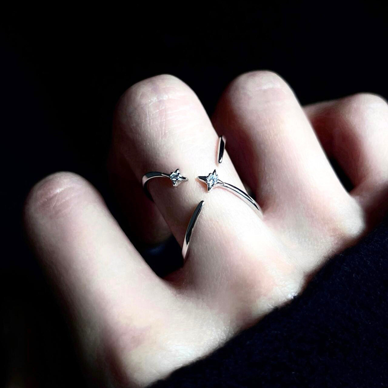 星球环绕~四芒星闪钻戒指女ins小众设计正反两戴开口指环