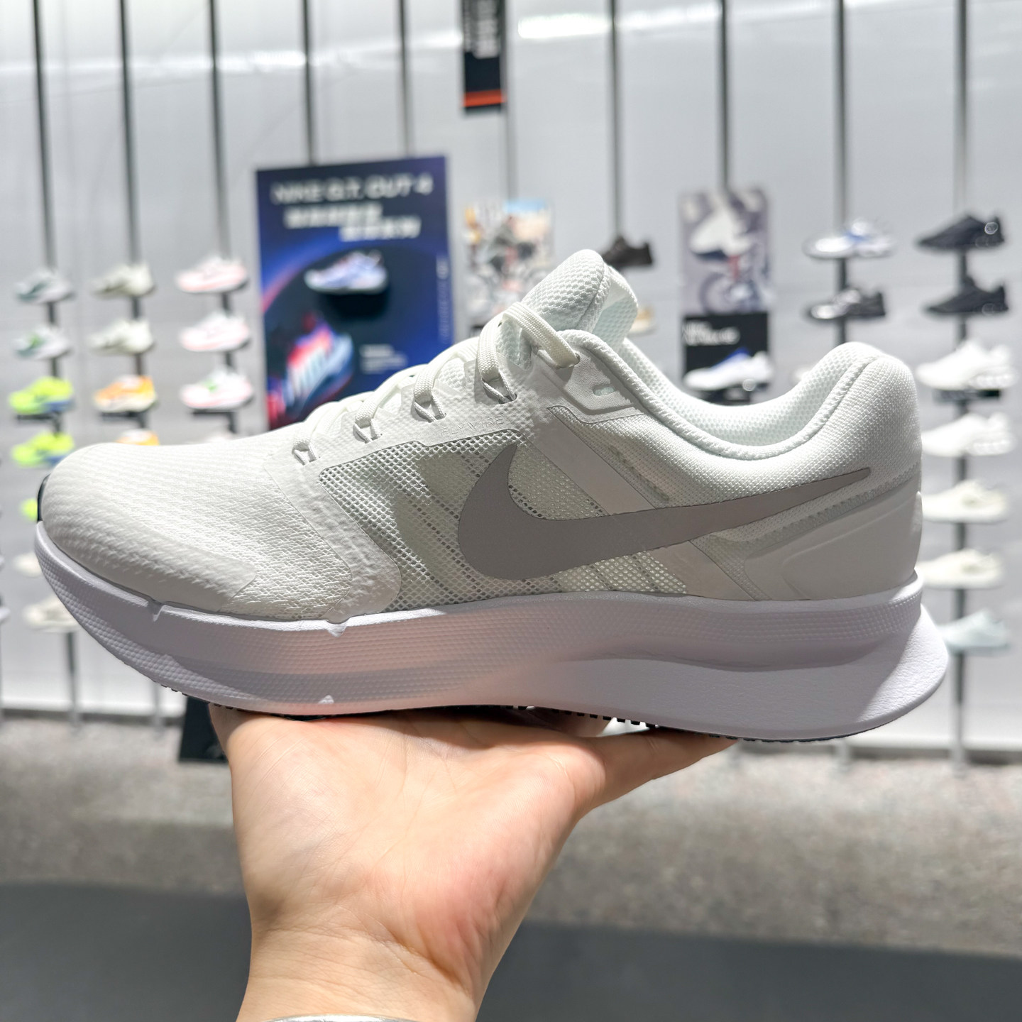耐克男鞋2026夏款RUNSWI