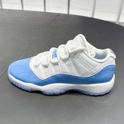 耐克女鞋大童鞋Air Jordan 11 AJ11白蓝低帮复古篮球鞋FV5121-100