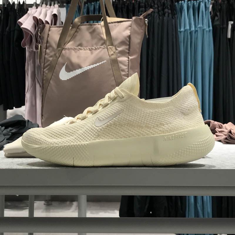 耐克女鞋运动休闲鞋HF2720-101