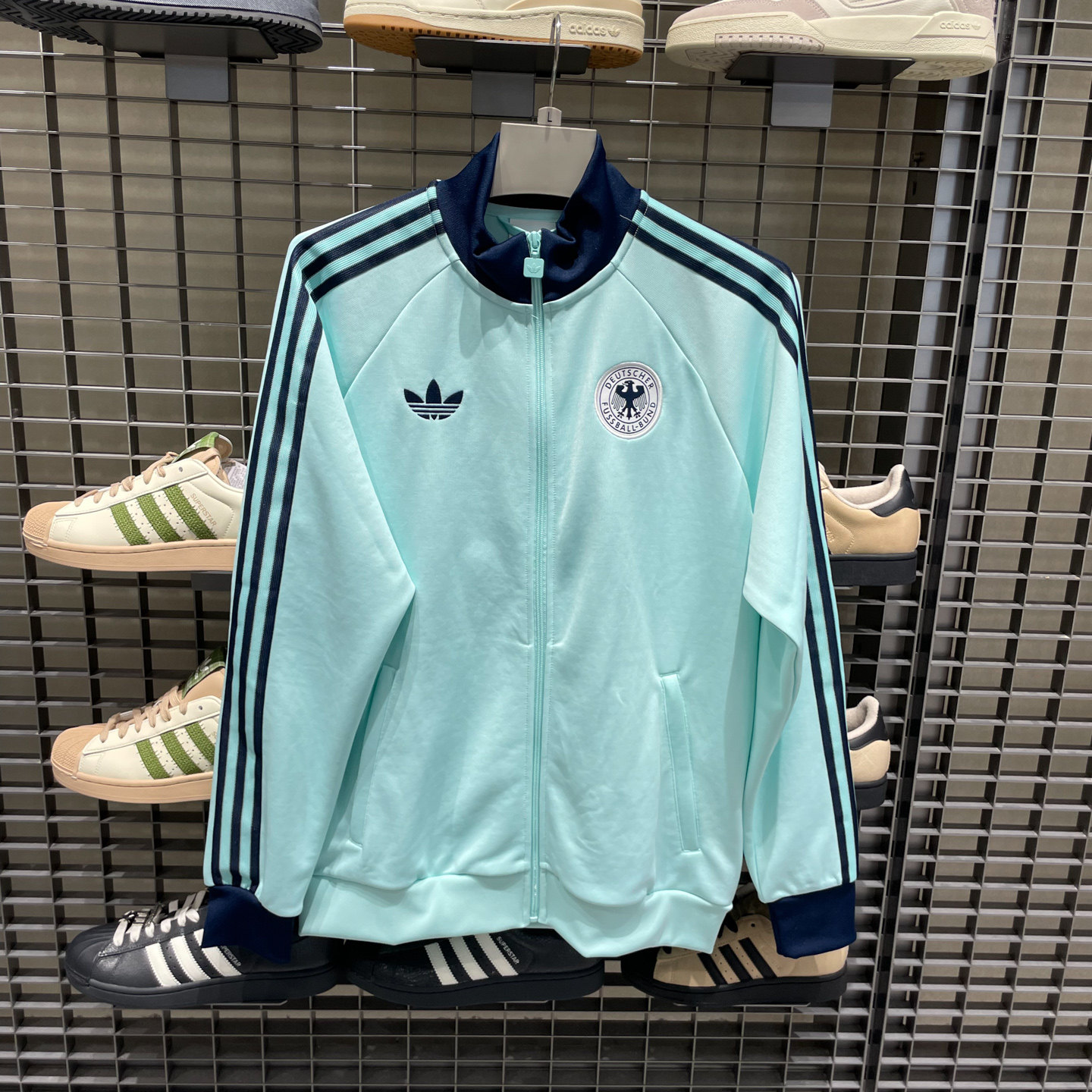 Adidas阿迪达斯2026世界杯德国队复古足球休闲高领夹克外套JZ9340